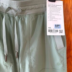 Lululemon Dance Studio Relaxed-Fit MR Cargo Pant, women’s XXS, greu, NWT